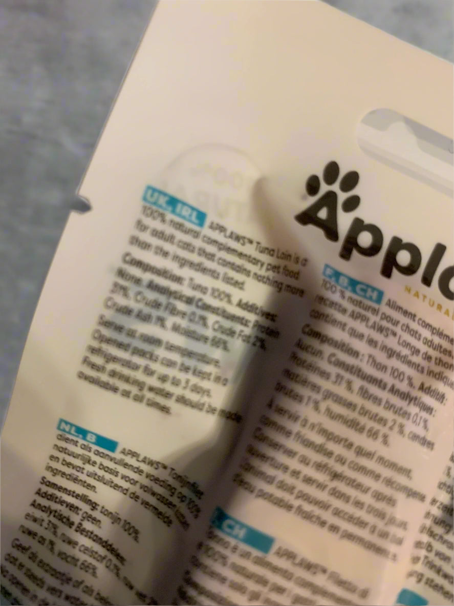 applaws cat treat, cat treat, dreamies cat treats, front side