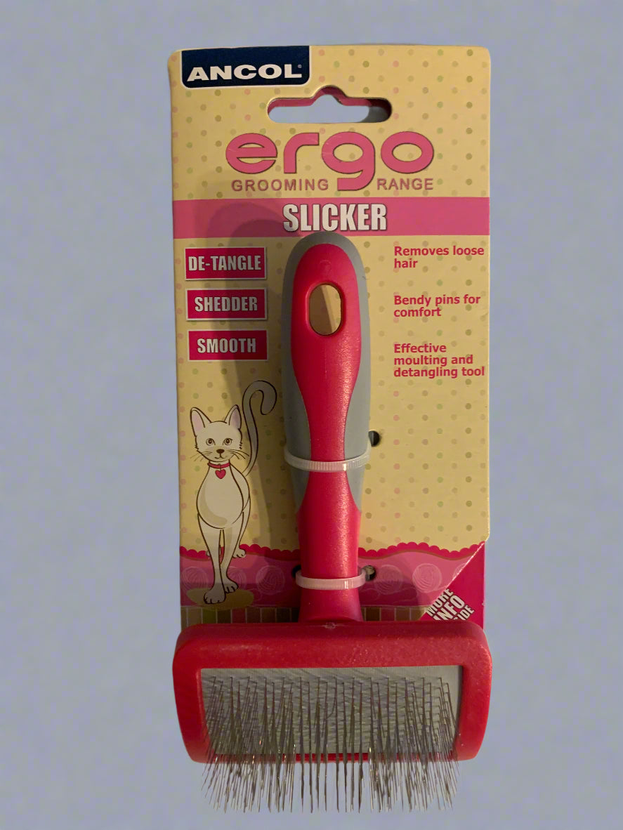 Ancol Ergo Cat slicker, cat grooming, cat groom, front side
