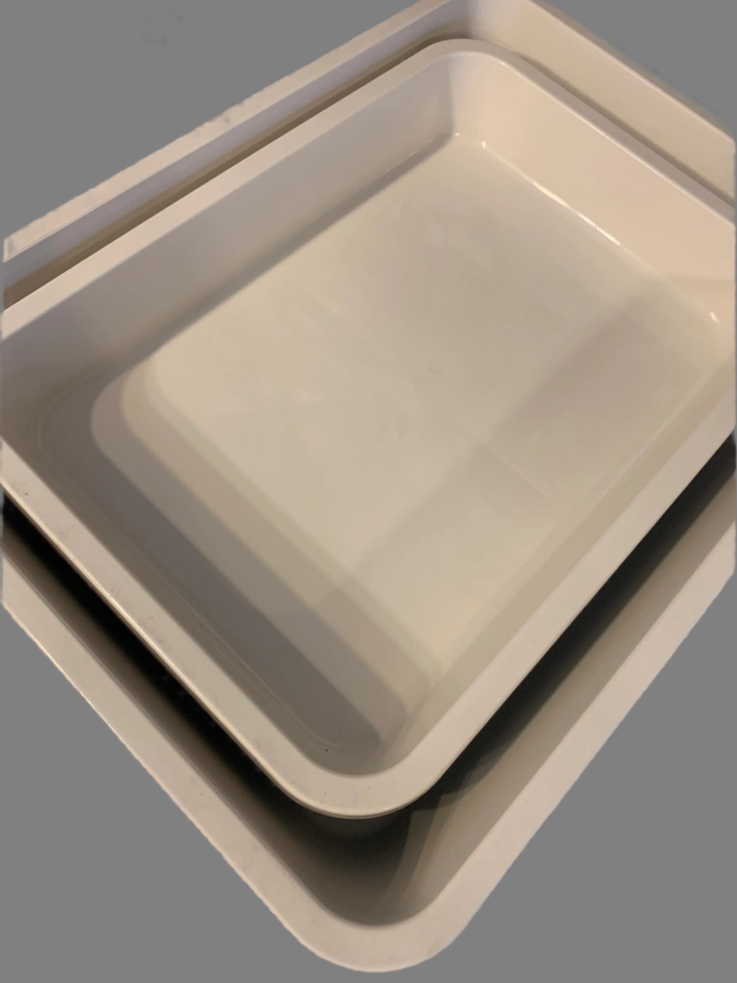 Animal Instincts Litter Tray, cat litter tray, cat litter tray with lid, cat litter wood pellets, collage side, right side