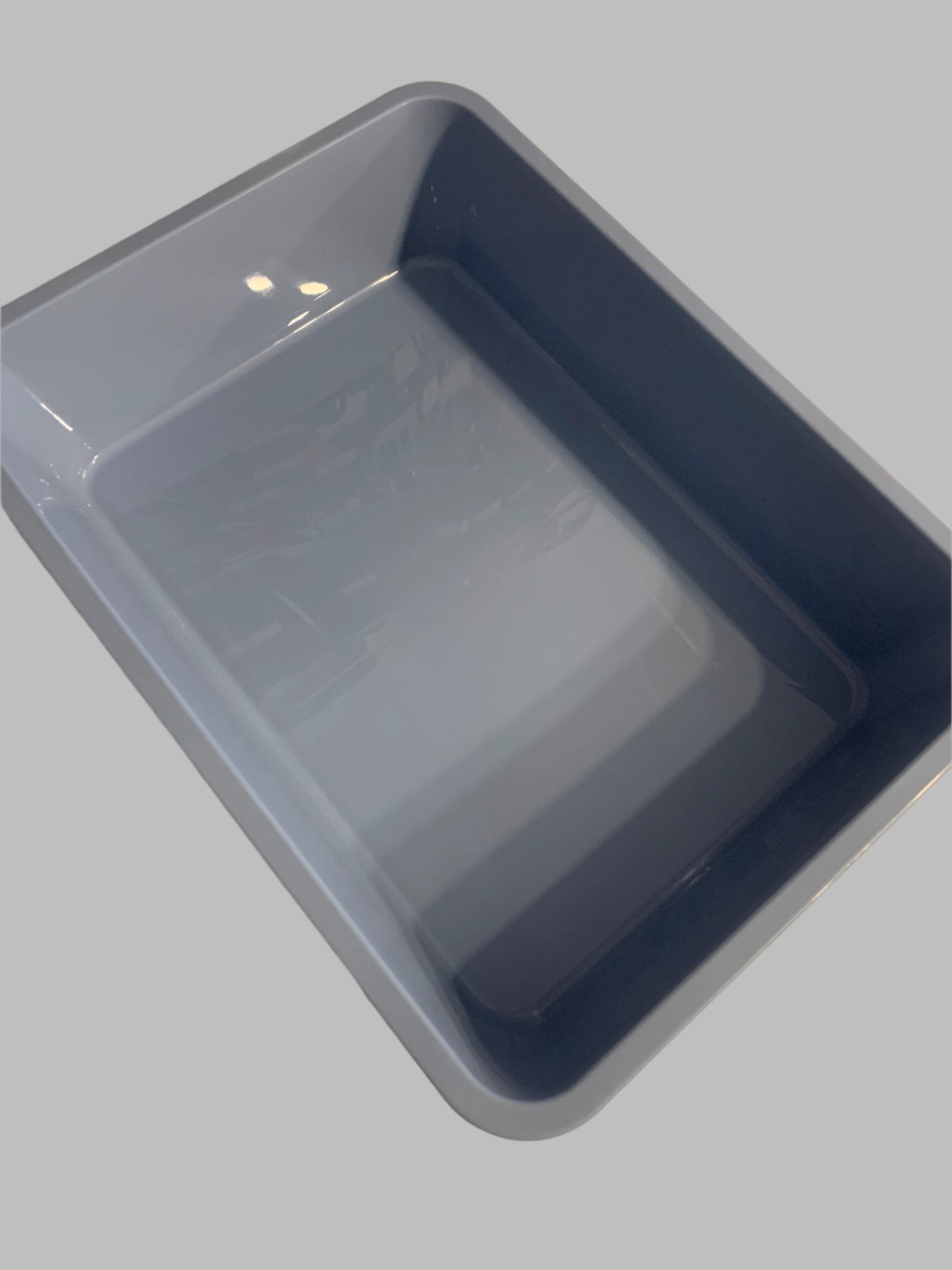 Animal Instincts Litter Tray large blue, cat litter tray, cat litter tray with lid, cat litter wood pellets, left side