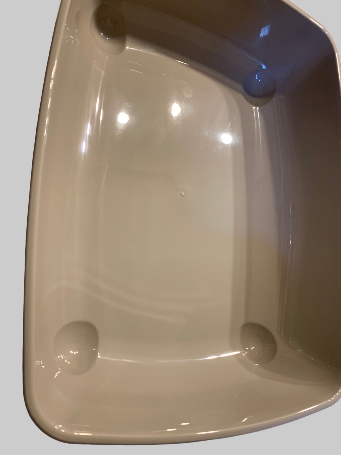 Moderna Cat Litter Tray Grey, cat litter tray, cat litter tray with lid, cat litter wood pellets, front side, pets at home