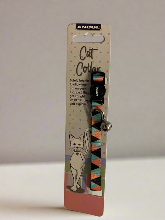 geometric cat collar, cat collars, front side