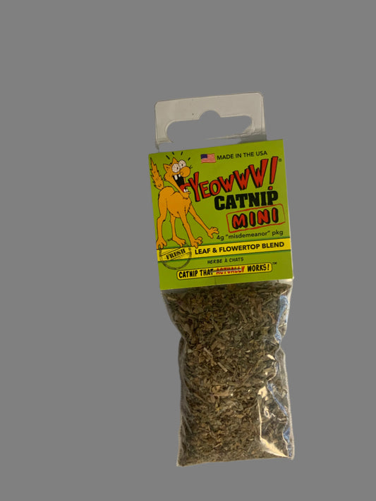 Yeowww! Catnip 4g, catnip toys, catnip spray, front side