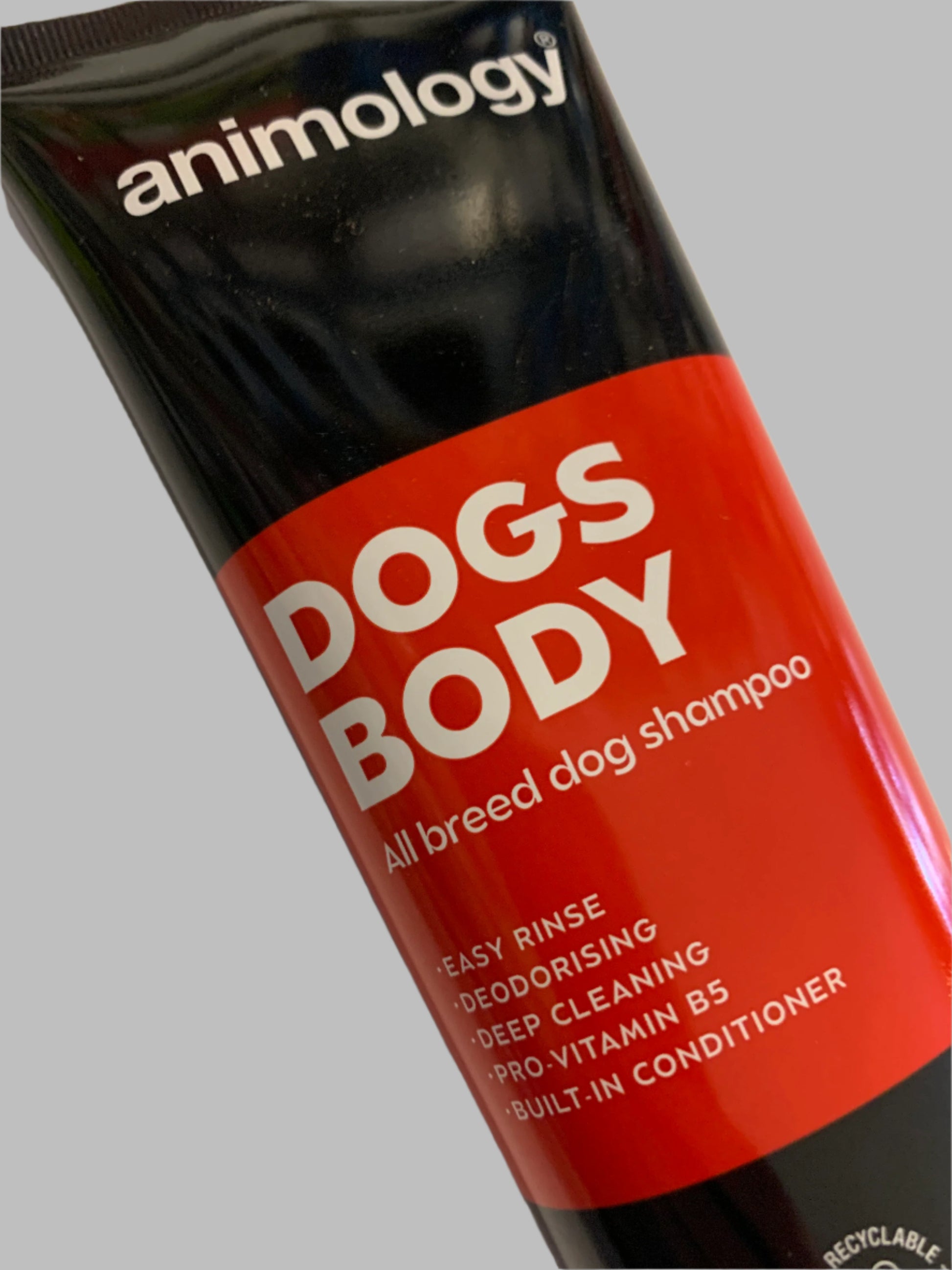 Animology Dog Shampoo 250ml, puppy shampoo, dogs body dog shampoo, dog shampoo for sensitive skin, dog shampoo for itchy skin, left side