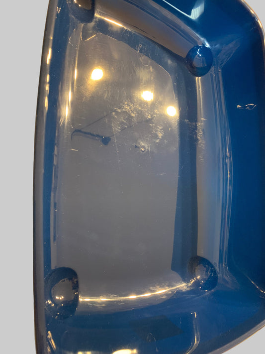 Moderna Cat Litter Tray Blue, cat litter tray, cat litter tray with lid, cat litter wood pellets, front side, pets at home